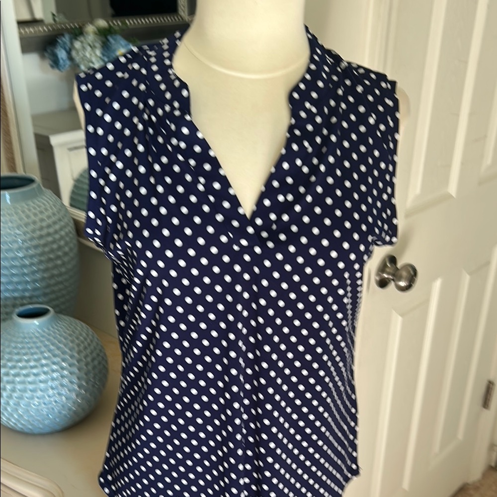 NWT HALIFE SZ LG Blue and White POLKA DOT SLEEVELESS Sleeve top